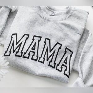 Gray 'MAMA' Crewneck Sweatshirt